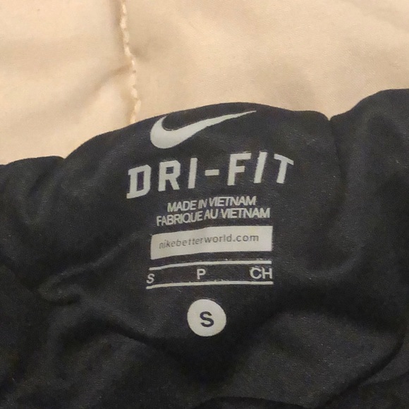 Dri Fit Shorts - Picture 3 of 3